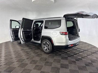 2022 Jeep Wagoneer Series III