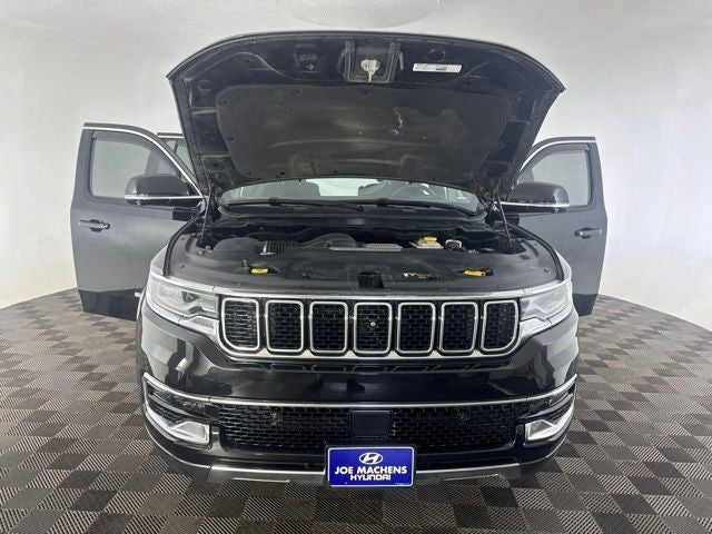 2022 Jeep Wagoneer Series III