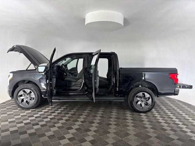 2024 Ford F-150 Lightning Flash
