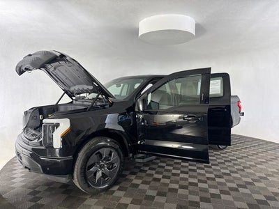 2024 Ford F-150 Lightning Flash