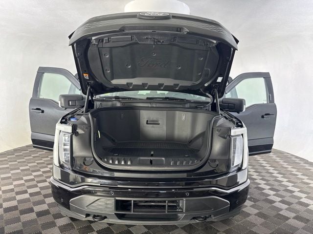 2024 Ford F-150 Lightning Flash