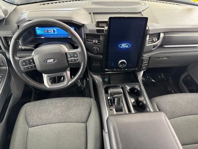 2024 Ford F-150 Lightning Flash