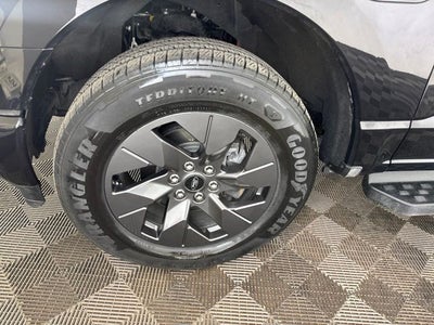 2024 Ford F-150 Lightning Flash