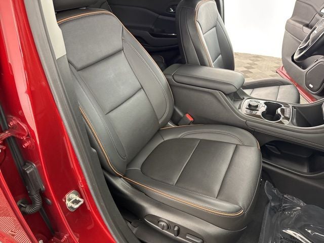 2023 GMC Acadia AT4 AWD