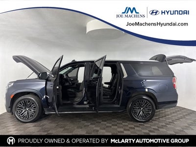 2023 Chevrolet Suburban LT w/ LT Signature Plus Pkg