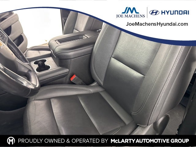 2023 Chevrolet Suburban LT w/ LT Signature Plus Pkg