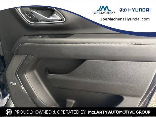 2023 Chevrolet Suburban LT w/ LT Signature Plus Pkg