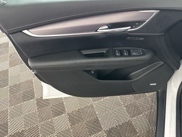 2017 Cadillac XT5 Premium Luxury