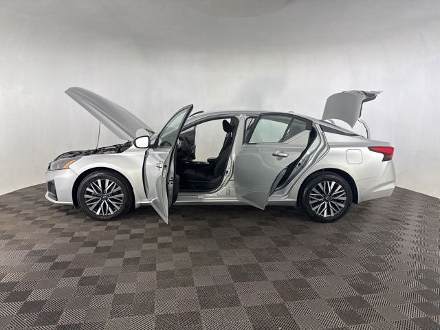 2024 Nissan Altima 2.5 SV AWD