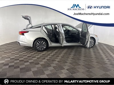 2024 Nissan Altima 2.5 SV AWD