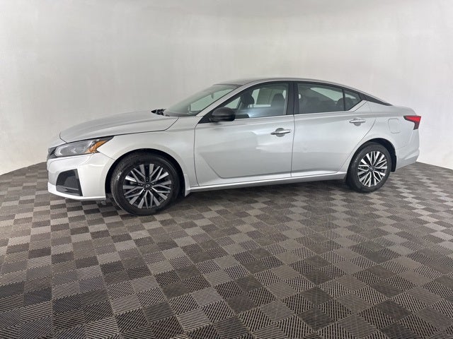 2024 Nissan Altima 2.5 SV AWD