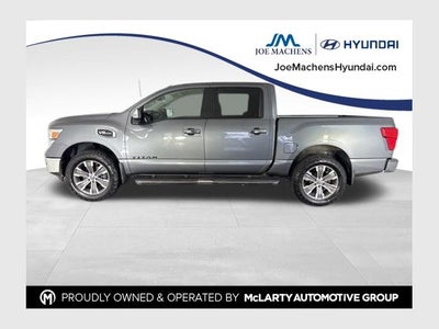 2017 Nissan Titan SL