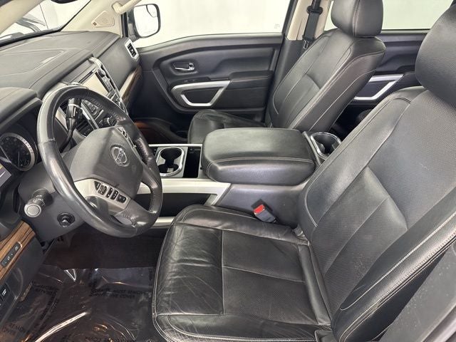 2017 Nissan Titan SL