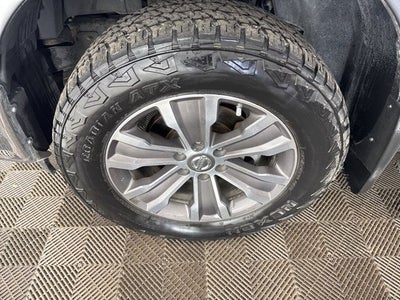 2017 Nissan Titan SL