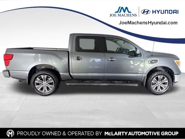 2017 Nissan Titan SL