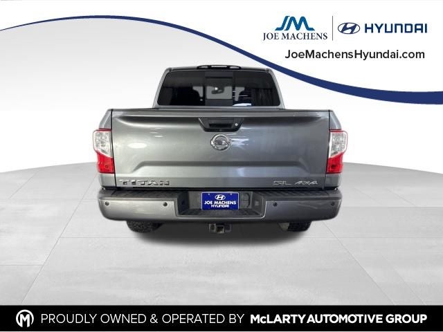 2017 Nissan Titan SL