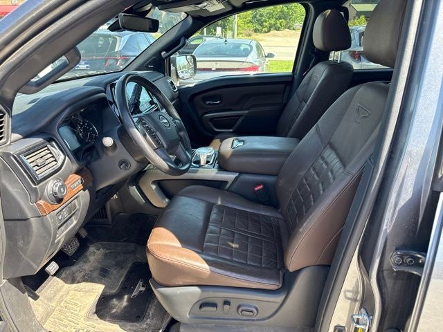 2024 Nissan Titan Platinum Reserve