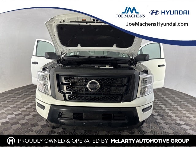 2022 Nissan Titan XD S