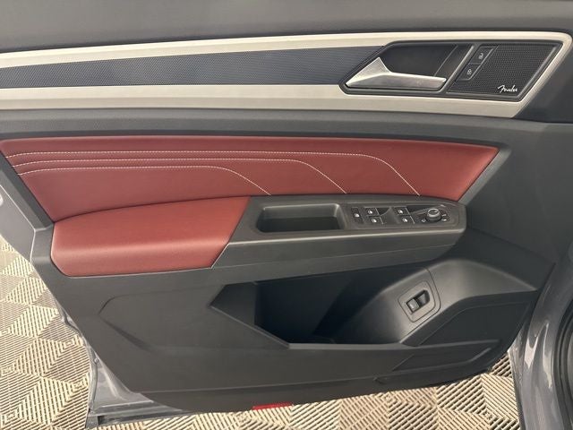 2022 Volkswagen Atlas Cross Sport 3.6L V6 SEL Premium R-Line AWD