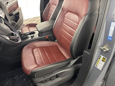 2022 Volkswagen Atlas Cross Sport 3.6L V6 SEL Premium R-Line AWD