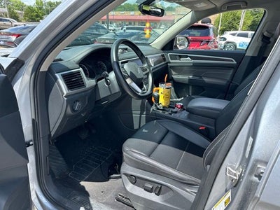 2021 Volkswagen Atlas 3.6L V6 SE w/Technology