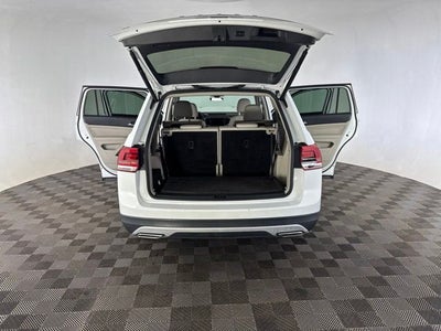 2020 Volkswagen Atlas 2.0T SE w/Technology w/Technology