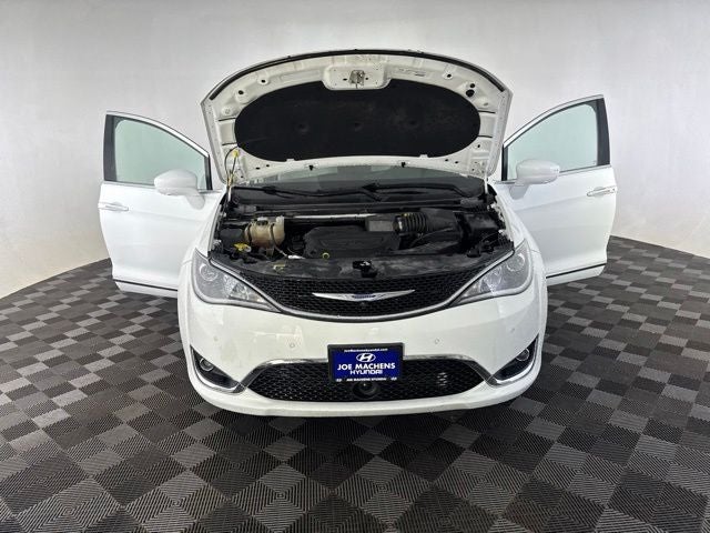 2020 Chrysler Pacifica Touring L Plus