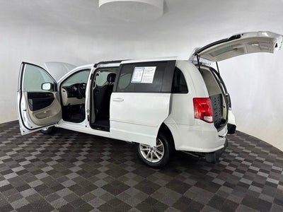 2016 Dodge Grand Caravan SXT BraunAbility