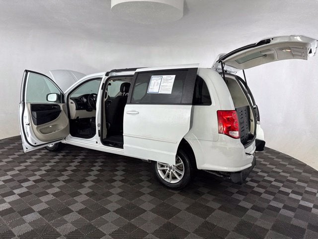 2016 Dodge Grand Caravan SXT BraunAbility