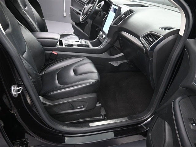 2022 Ford Edge Titanium AWD
