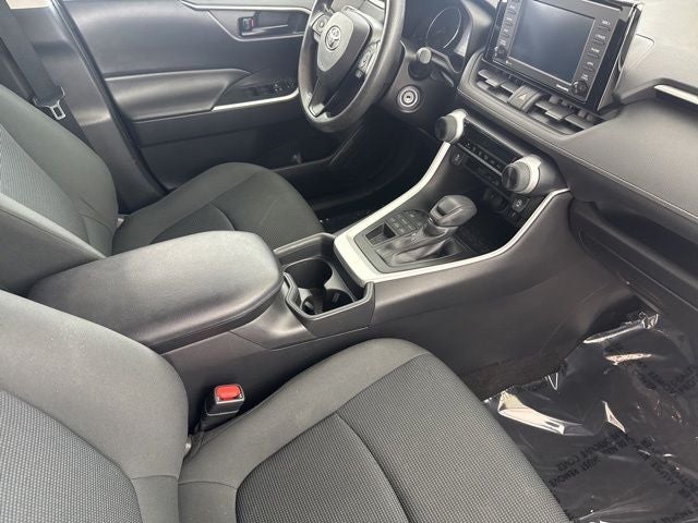 2021 Toyota RAV4 LE AWD