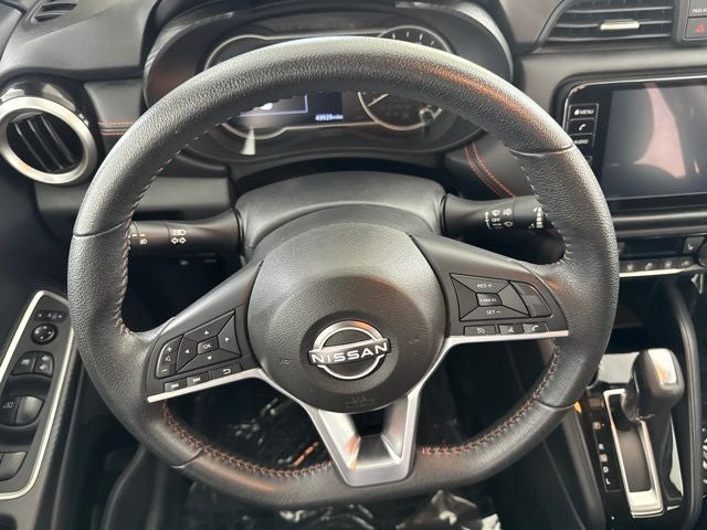 2024 Nissan Versa 1.6 SR