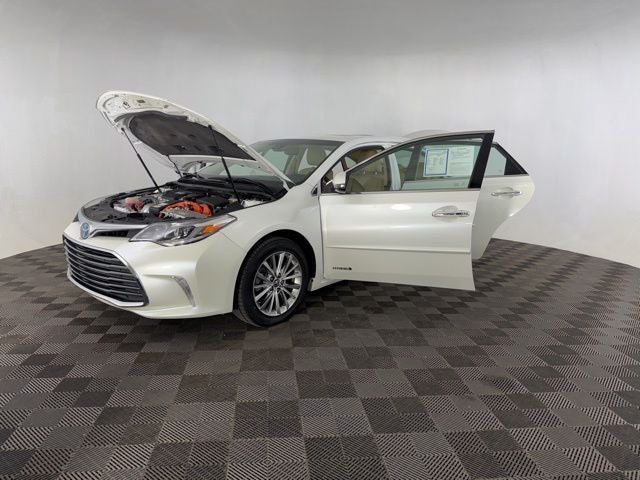 2018 Toyota Avalon Hybrid Limited