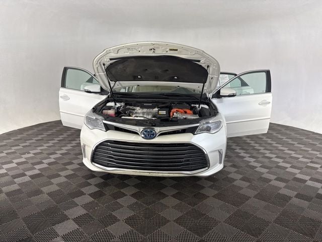 2018 Toyota Avalon Hybrid Limited