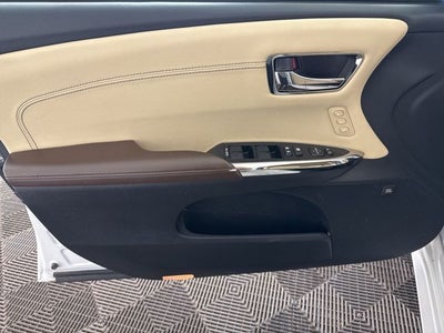 2018 Toyota Avalon Hybrid Limited