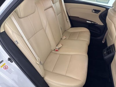 2018 Toyota Avalon Hybrid Limited