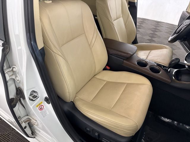 2018 Toyota Avalon Hybrid Limited