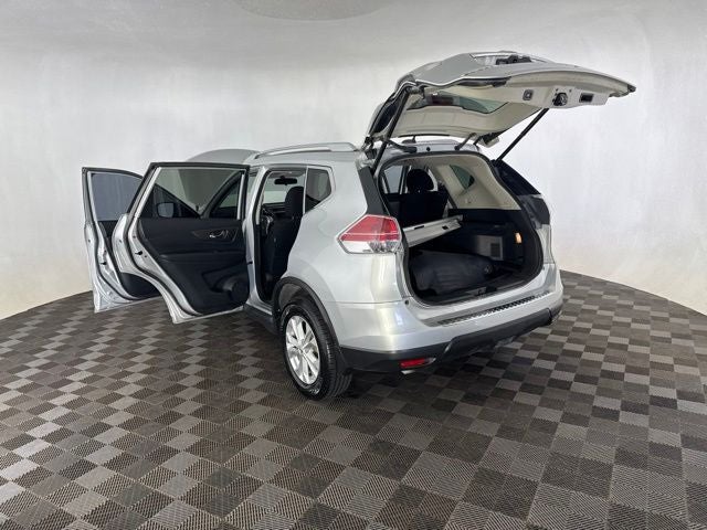 2016 Nissan Rogue SV AWD w/ Premium Pkg