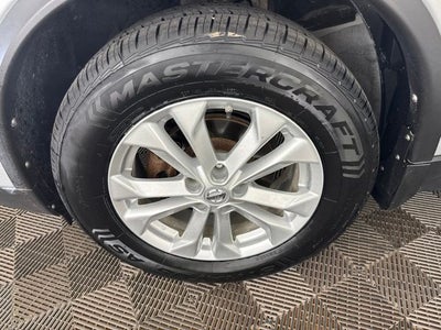 2016 Nissan Rogue SV AWD w/ Premium Pkg