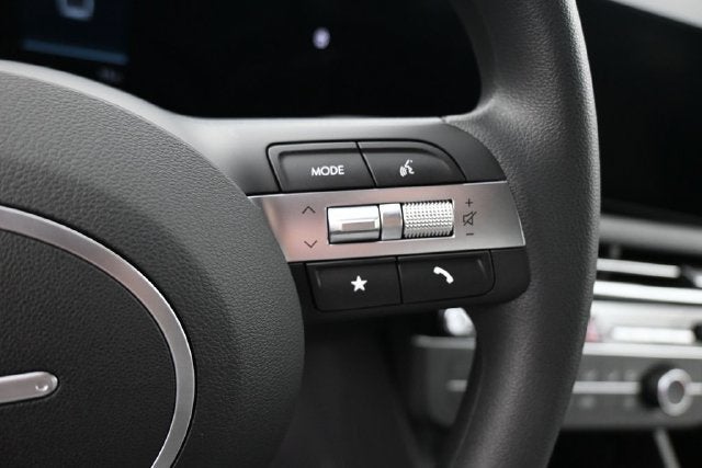 2027 Hyundai Santa Cruz SE FWD