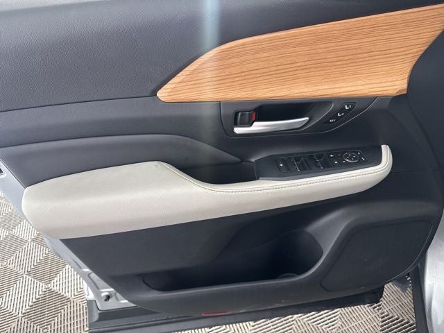 2024 Toyota Grand Highlander Platinum AWD