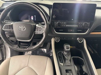 2024 Toyota Grand Highlander Platinum AWD