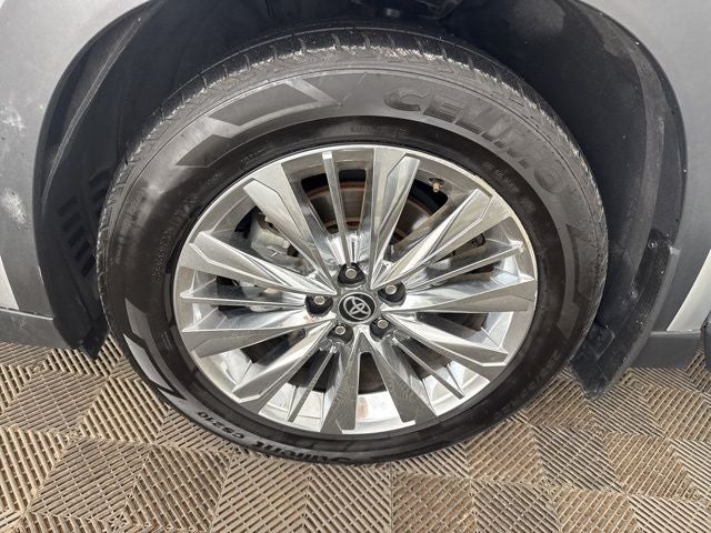 2024 Toyota Grand Highlander Platinum AWD