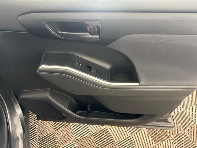 2020 Toyota Highlander Hybrid LE
