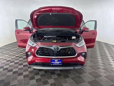 2023 Toyota Highlander Platinum