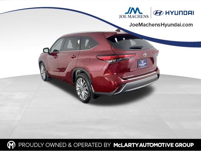 2023 Toyota Highlander Platinum
