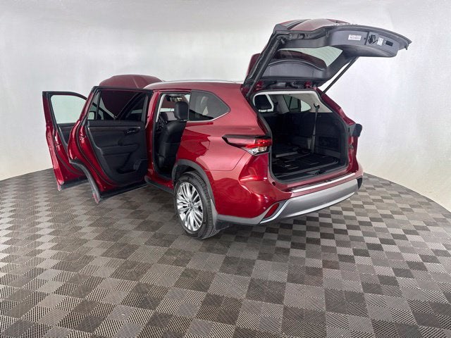 2024 Toyota Highlander Platinum AWD