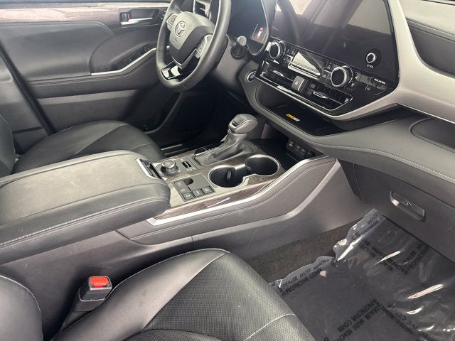 2024 Toyota Highlander Platinum AWD