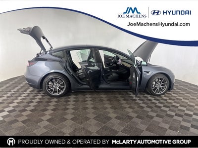 2022 Tesla Model 3 Long Range AWD