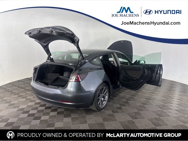 2022 Tesla Model 3 Long Range AWD